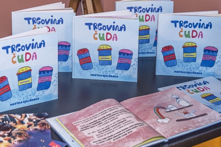 Kamishibai tehnika pripovijedanja: Marina Bjelobaba predstavlja djeci svoju Trgovinu čuda